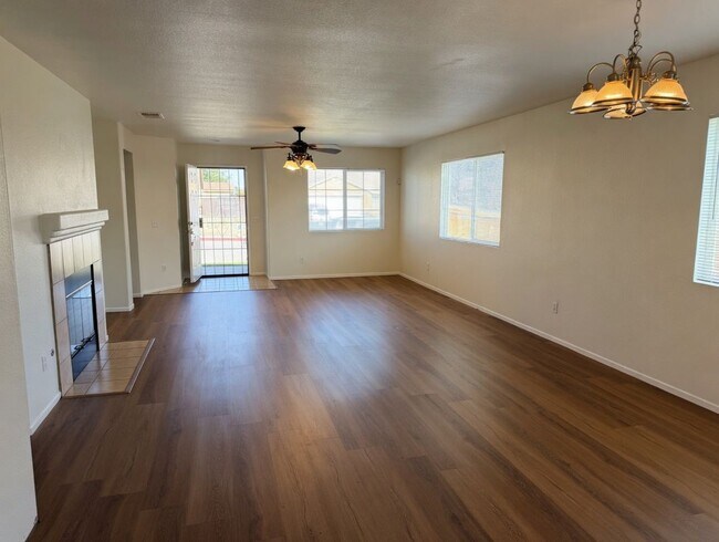 Foto del edificio - 13809 Brynwood St