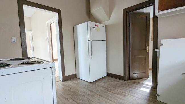 Building Photo - Cozy 2 bedroom in Arlington