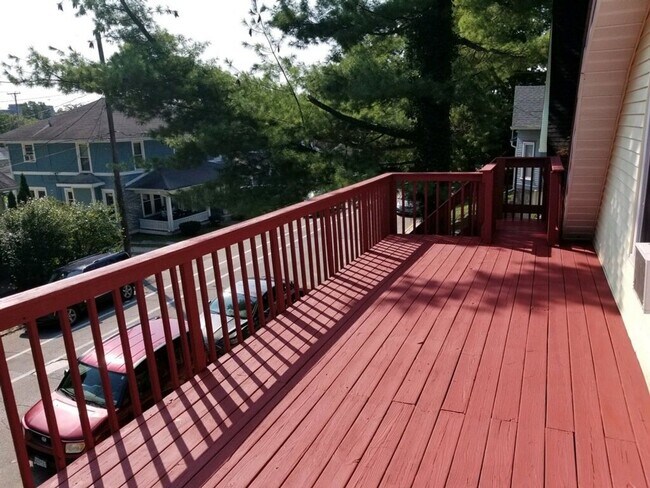 Foto del edificio - 615 N Lincoln St