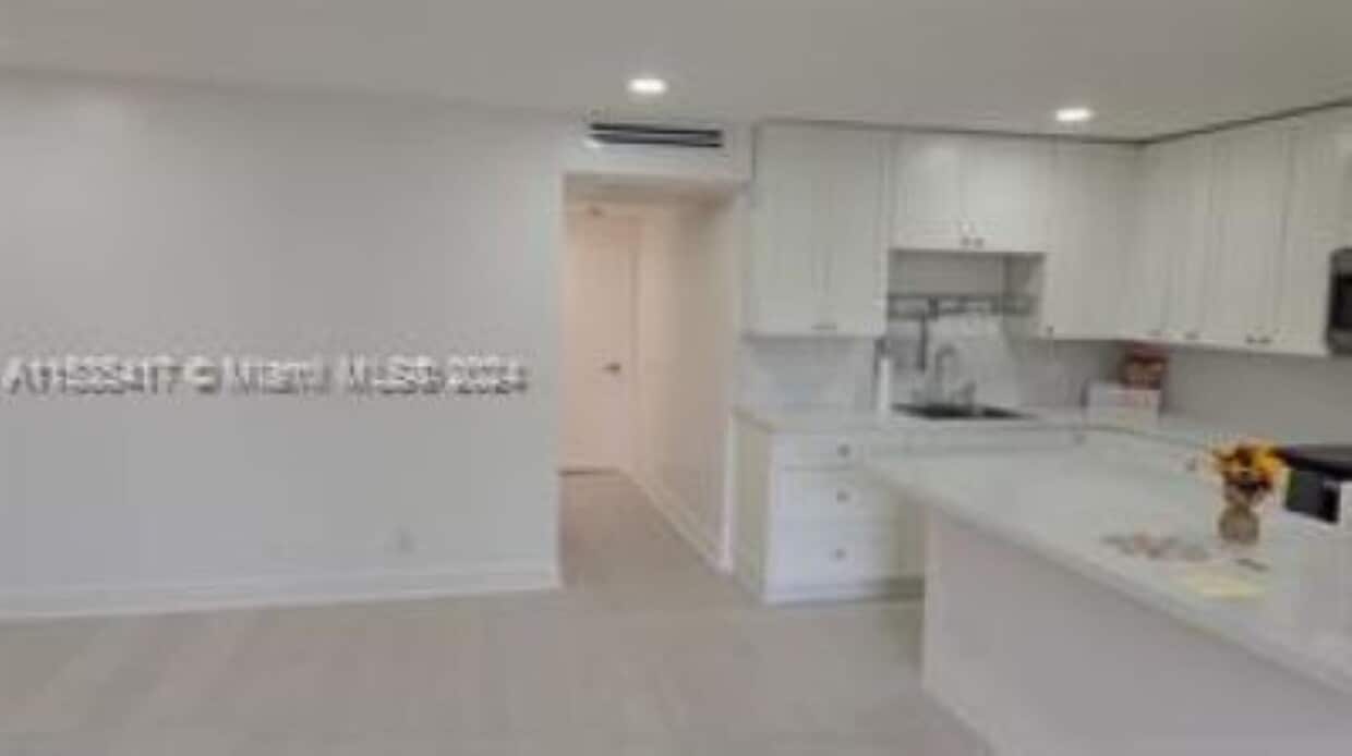 Primary Photo - 13455 SW 9th Ct