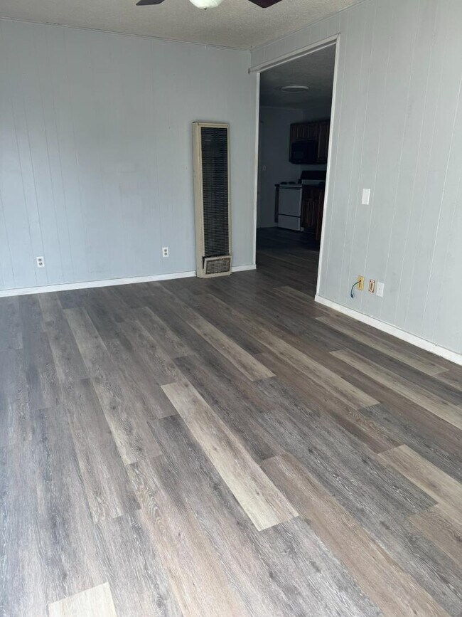 Foto del edificio - 207 1/2 College Ave - 207 Unit A