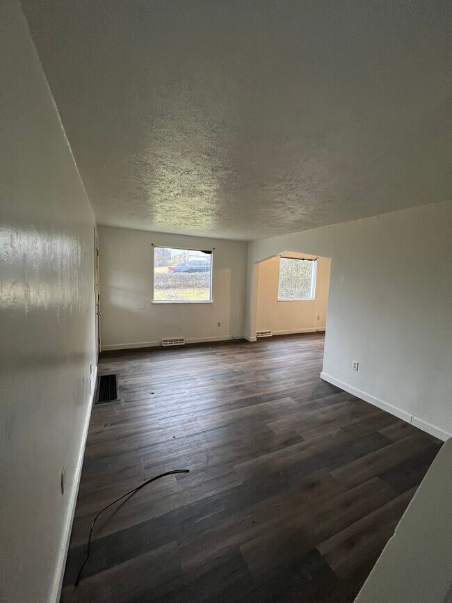 416 Oak St, West Mifflin, PA 15122 House Rental in West Mifflin, PA