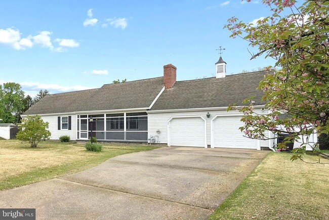 Building Photo - 127 Bell Ave