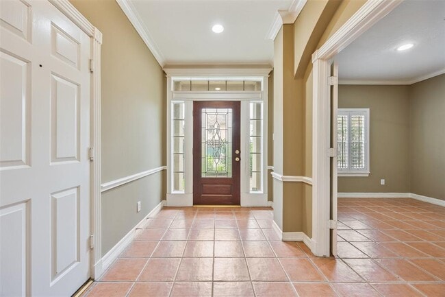 Building Photo - 5411 Blossom St