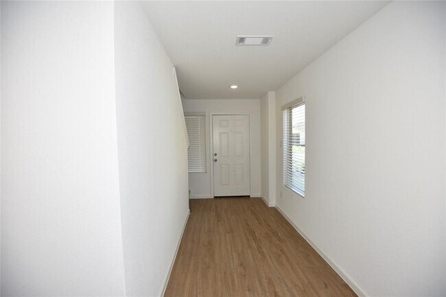 Building Photo - 10939 Bright Beacon Dr