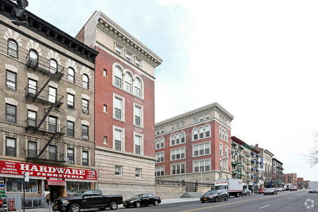 Building Photo - The Residences at PS186