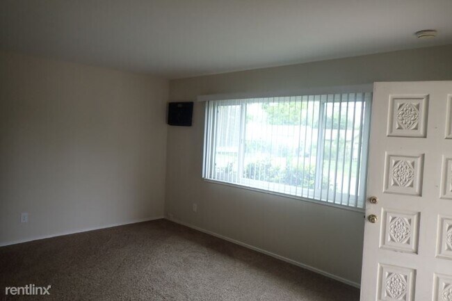 Building Photo - 2 br, 1 bath House - 610 Decatur St