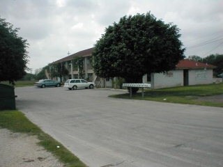 Building Photo - 3480 Boca Chica Blvd