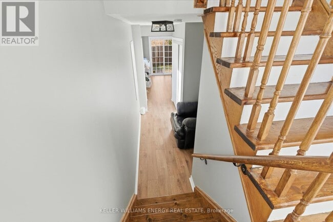 Building Photo - 18 Boone Ln