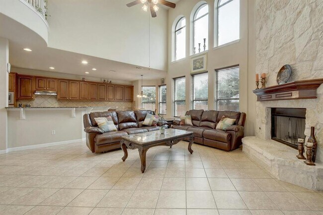 Building Photo - 8108 Tierra Linda Ln