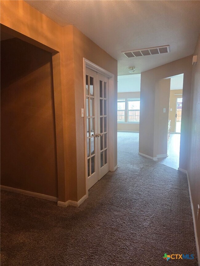 Foto del edificio - 1120 Ascot St