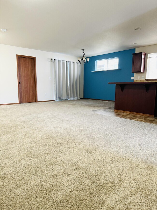 Foto del edificio - 618 206th St Ct E