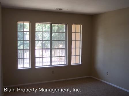 Foto del edificio - 1093 N Cherry St