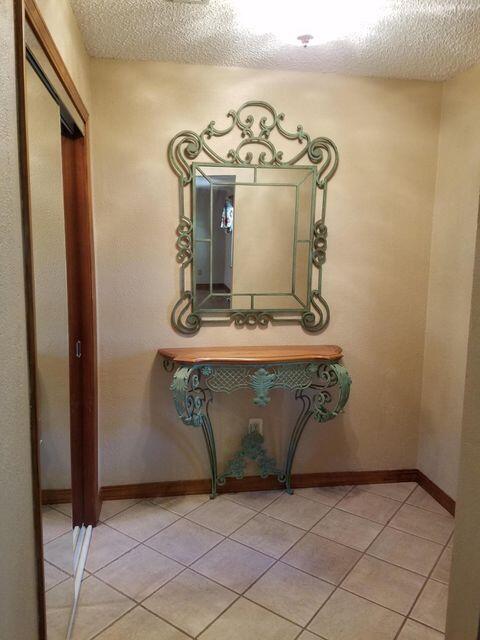 Building Photo - 2701 Sunrunner Ln