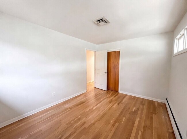 Foto del edificio - 222-36 41st Ave