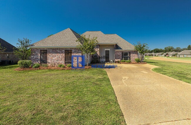 Foto del edificio - 3 Bed/2 Bath Home in Providence