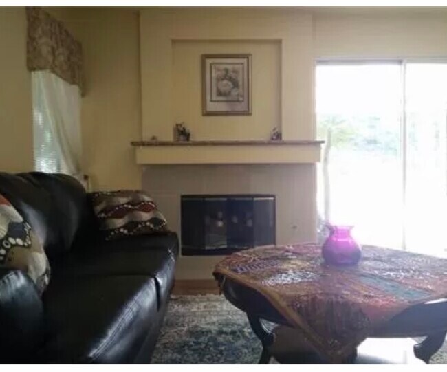 Building Photo - 4946 Ingram Dr