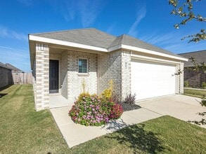 Building Photo - 1604 Luke St