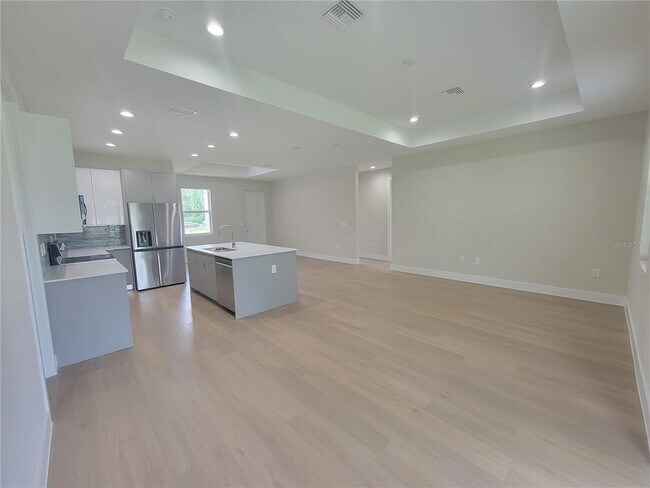 Building Photo - 2294 Trimble Ave