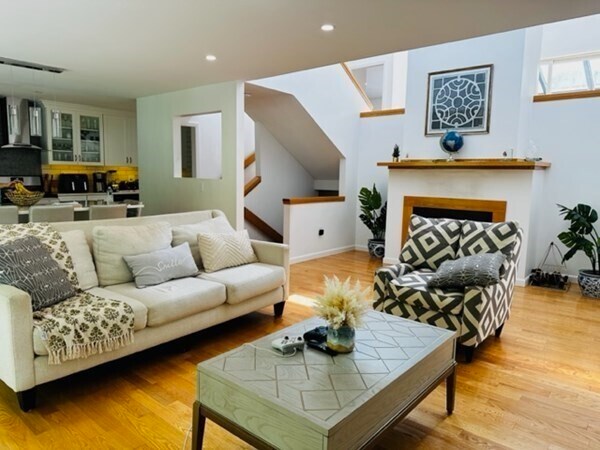 Foto principal - 802 Pine Brook Dr
