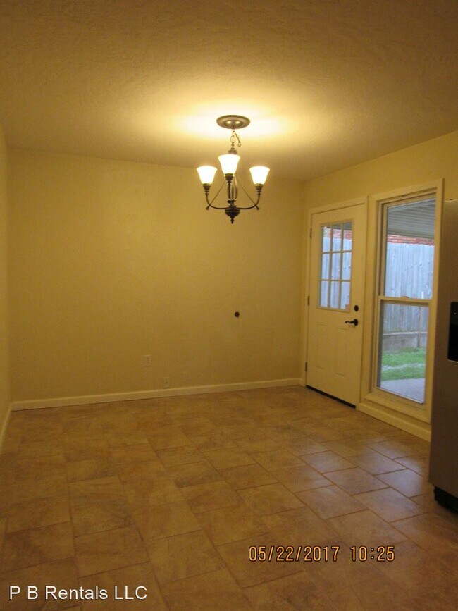 Building Photo - 3 br, 2 bath House - 14 NW 56th Street