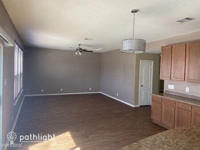 Building Photo - 4 br, 2 bath House - 690 New Bridge Drive ...