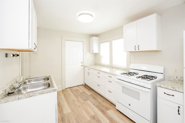 Foto del edificio - 2 br, 1 bath House - 3022 HUMBOLDT AVE N