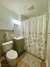 Building Photo - 1093 N Main St