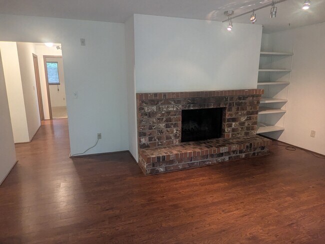 Sala de estar - 12721 NE 129th Ct