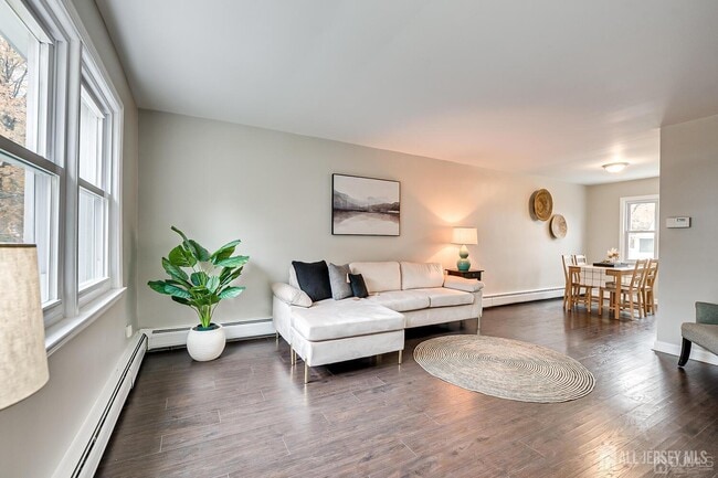 Foto del edificio - 35 Victory Ct