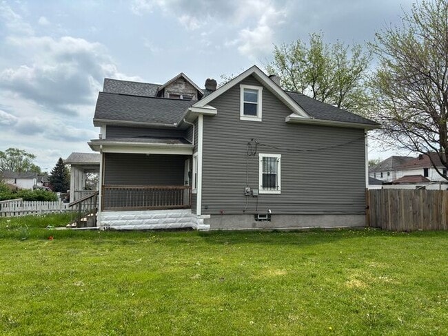 Building Photo - 33 S Princeton Ave