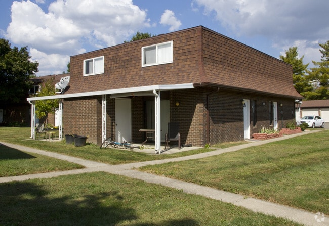 Building Photo - Lakeplace