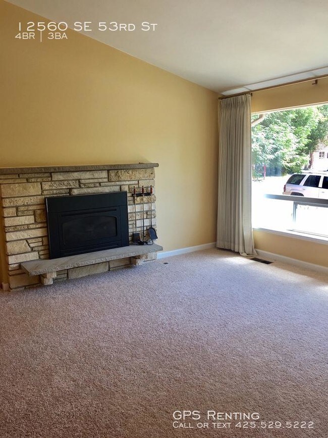 Building Photo - 4 bedroom in Bellevue WA 98006