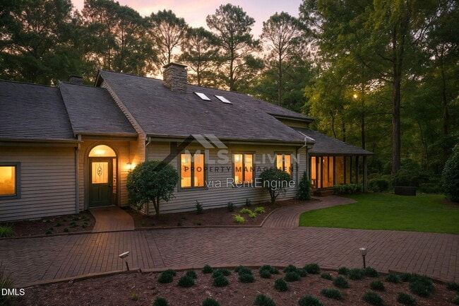 Building Photo - 2227 Graystone Ln