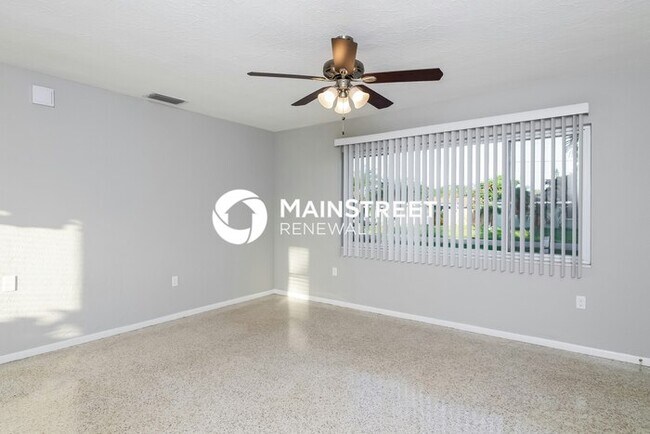 Foto del edificio - 3 Bedroom Pet-Friendly Home in Sarasota, FL with Main Street Renewal