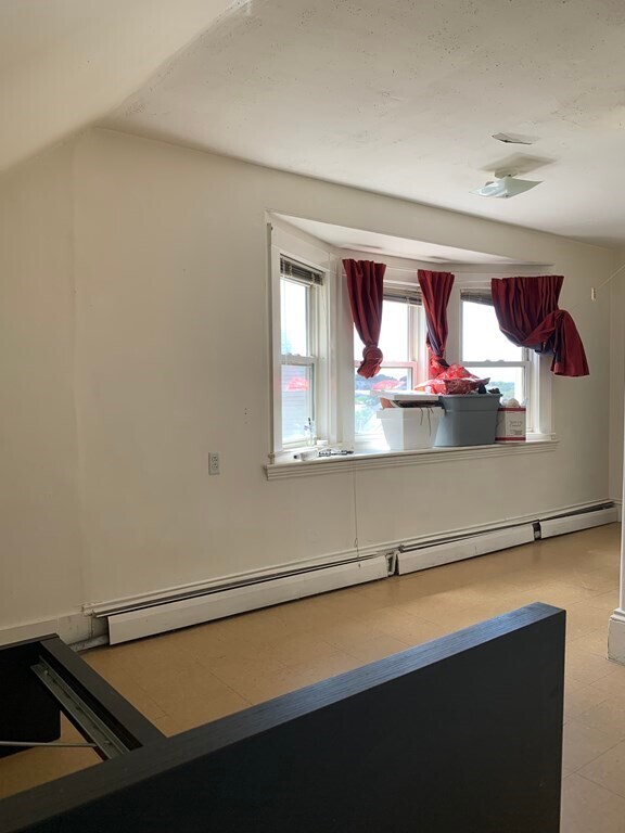 Foto del edificio - 151 Central St