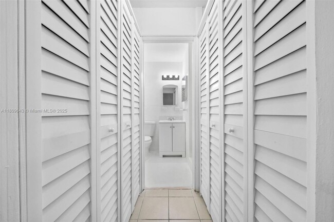 Foto del edificio - 840 SW 7th St