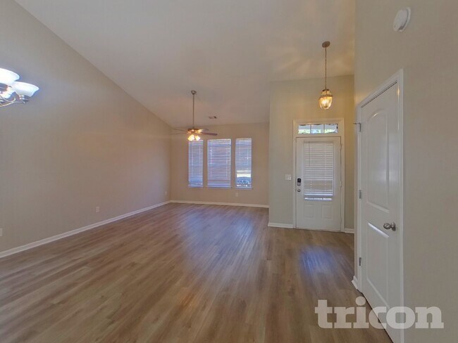 Foto del edificio - 68 Camden Way