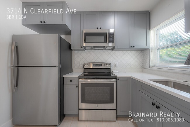 Building Photo - 3714 N Clearfield Ave