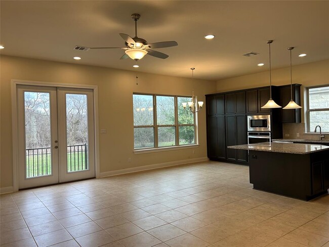 Foto del edificio - 3750 E Palm Valley Blvd