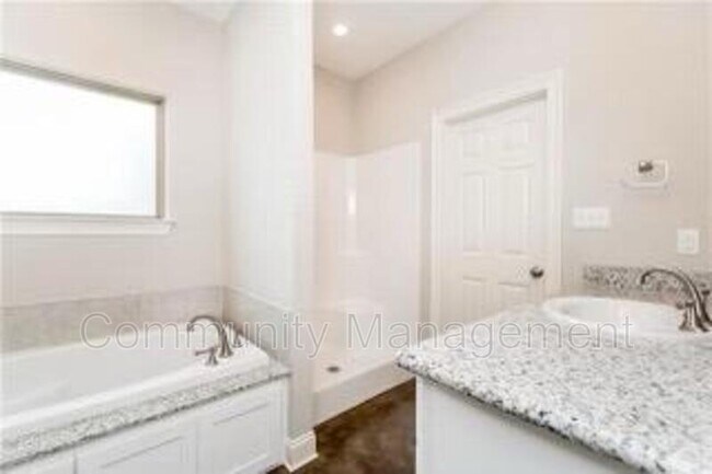 Foto del edificio - 12524 Morgan Rd