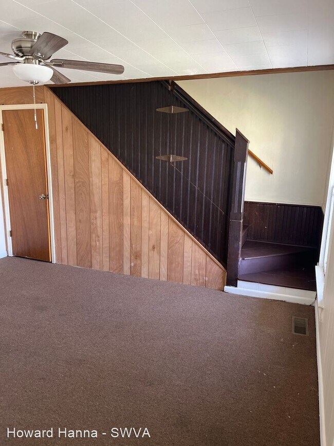 Foto del edificio - 2 br, 1 bath House - 341 E. Prospect Street