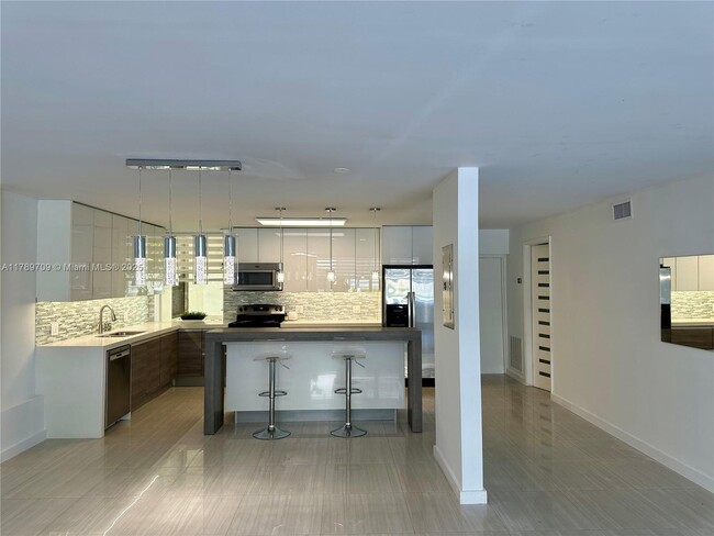 Foto del edificio - 20301 NE 30th Ave