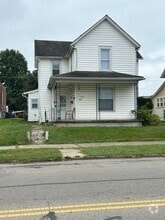 Building Photo - 750-752 E Wheeling St
