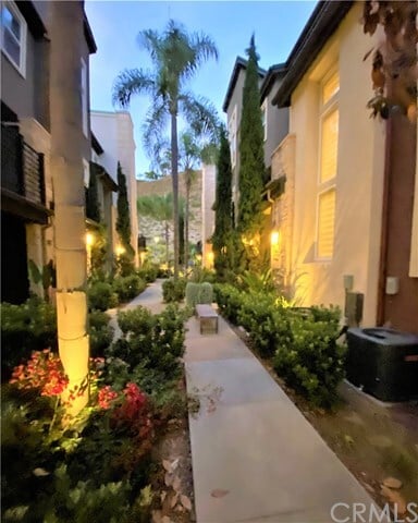 Foto del edificio - 7839 Modern Oasis Dr