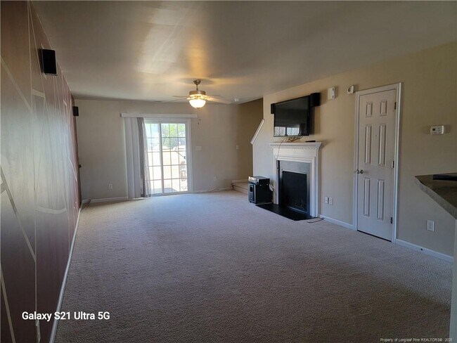 Foto del edificio - 168 Collinwood Dr