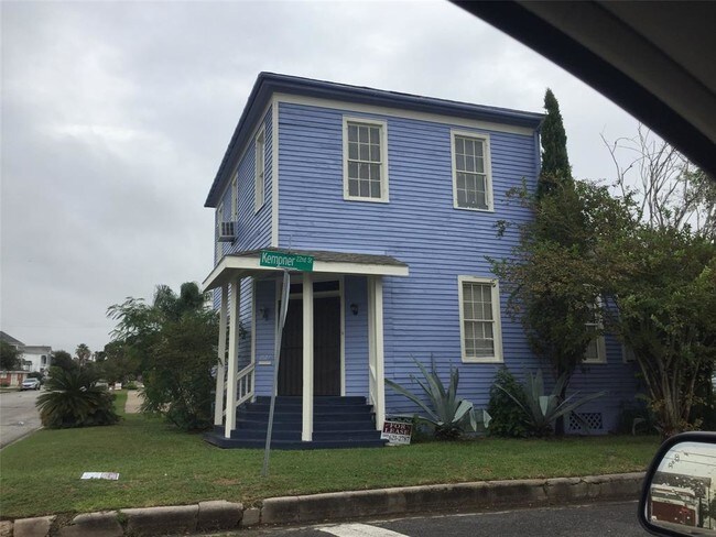 Building Photo - 2127 Avenue K Ave