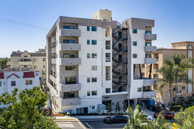 Building Photo - Fedora Flats
