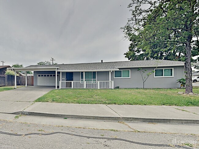 Building Photo - 1731 New Hampshire St