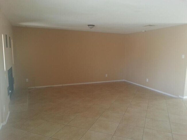 Foto del edificio - 7955 W Fairmount Ave